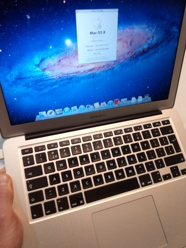Macbook air 3427u ram - 13”,