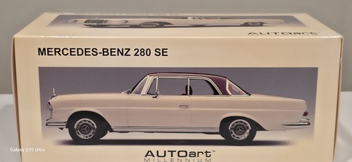 Autoart mercedes benz - 1/18,