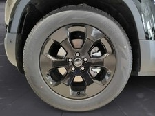 Land Rover Defender Cerchi in