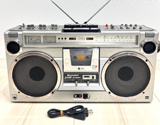 Radio registratore a cassette