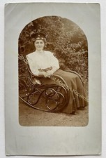 orig. Foto cartolina signora