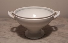 VECCHIA ZUPPIERA COPPONE IN PORCELLANA BIANCA SCHLAGGENWALD