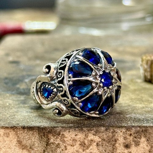 Anello uomo fatto - , mano