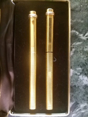 Penna stilografica a - penna, e