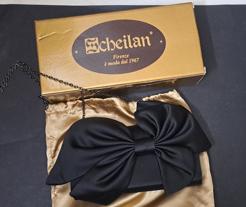 Borsa raso nero con fiocco
