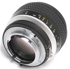 Nikon Ai-S 1.2/58mm