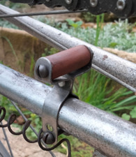 Protège cadre base chaine