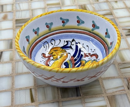 Deruta pottery bowl - pottery,