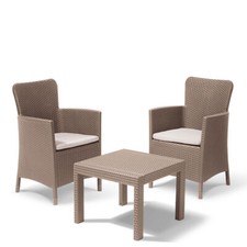 Set salotto da giardino effetto rattan con tavolo e due poltrone sedie beige