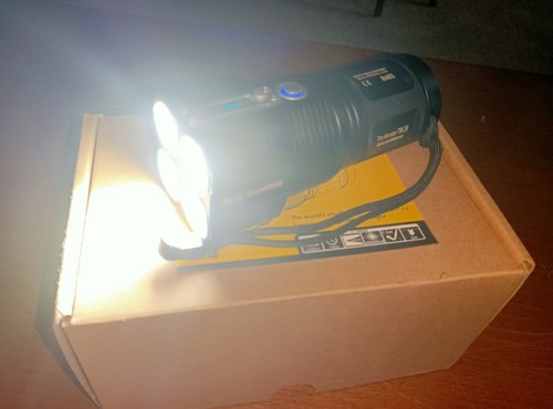 Torcia led nitecore mt26 3800 - torcia,