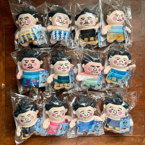 Sumo wrestler rikishi mini - sumo,