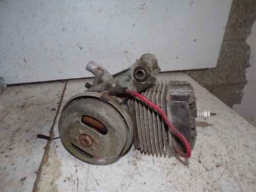 Moteur 103 peugeot mobylette - moteur,