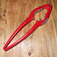 Schiaccianoci Noci Nocciole Nocciuole Rosso Vintage in Metallo - 15,3 cm