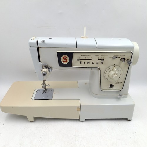 Sewing machine singer stylist - sewing,
