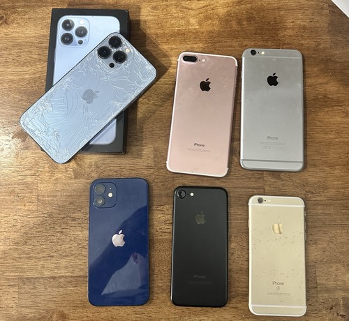 Iphone lot for parts - iphone,