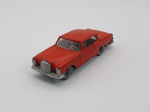 Mercedes 220 n2509 best box - 220,