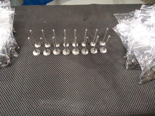 Set valvole aspirazione - , e