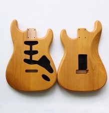 Corpo chitarra ontano colore legno naturale Strat laccato nitrocellulosa ontano S S