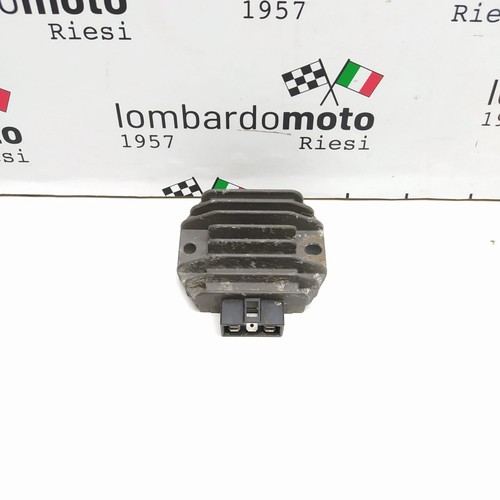 Regolatore tensione - di,