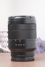 Sony Carl Zeiss Vario-Tessar FE 24-70 mm f/4 obiettivo attacco E full frame ZA OSS