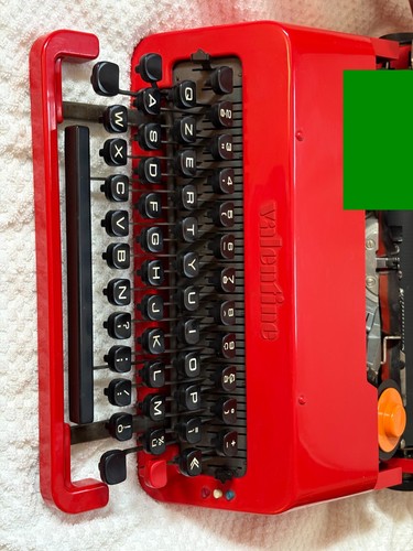 Olivetti valentine design - valentine,