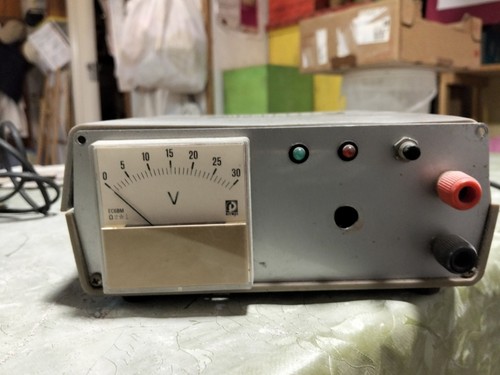 Alimentatore stabilizzato - alimentatore,