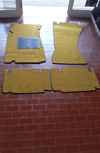 Serie tappetini moquette - serie,