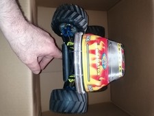 RC 1:10 Carson Predator 4x4
