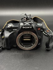 Sony Alpha DSLR-A230 solo