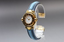 [Ecc+5] Orologio al quarzo da