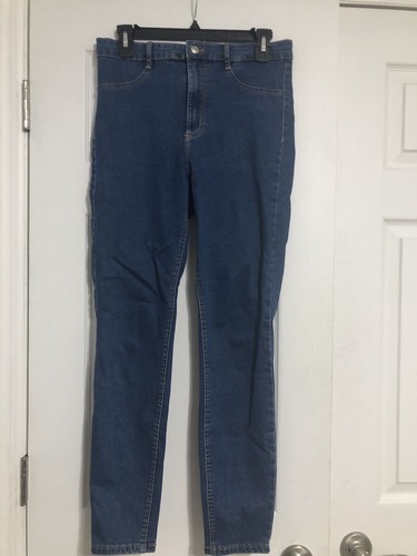 Zara medium wash jeans - medium,