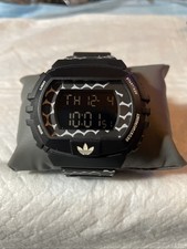 Adidas ADH 6118 nere con