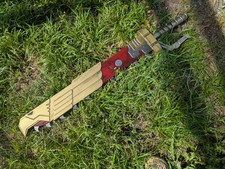 Spada da guerra in schiuma di