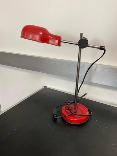 Veneta lumi red - lumi, desk