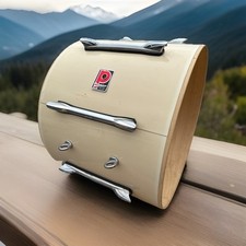 Vintage Premier 18” X 14”