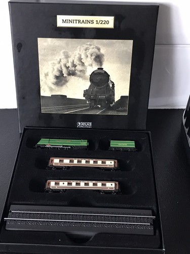 Mini trains 220 golden - mini, 1/220