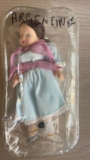 BAMBOLA DA COLLEZIONE IN PORCELLANA BAMBOLE DEL MONDO FABBRI-ARGENTINA-