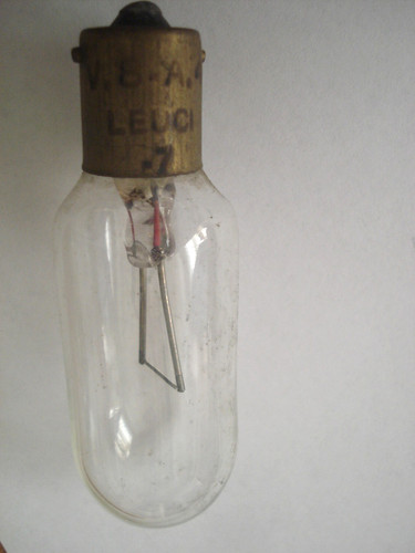 Lampadina leuci d - 1,