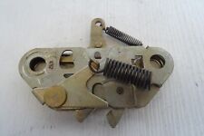 chiusura cofano Alfa Romeo