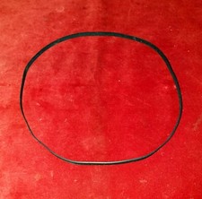 CINGHIA PIATTA DI RICAMBIO PER FONOVALIGIA - CAMBIADISCHI.  Leggi.