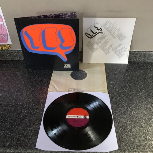 Vinyl yes self titled - yes,