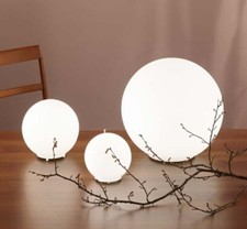 Lampada da tavolo moderna