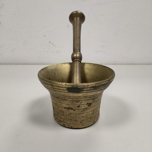 Mortaio pesto con - mortaio, pestello