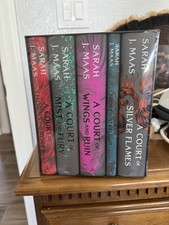 Court of Thorns and Roses
