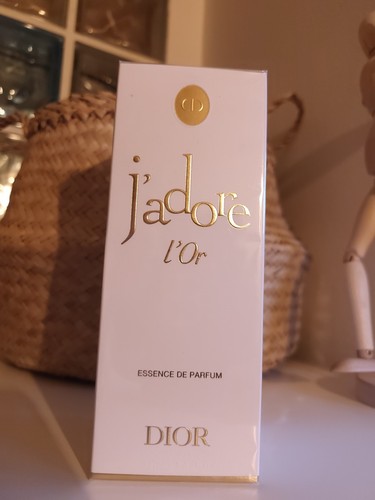 Adore essence de parfum - l'or,
