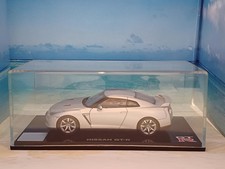 Kyosho Nissan GT-R modellino
