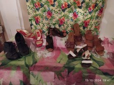 WOMEN'S CLOTHING ACCESSORIES