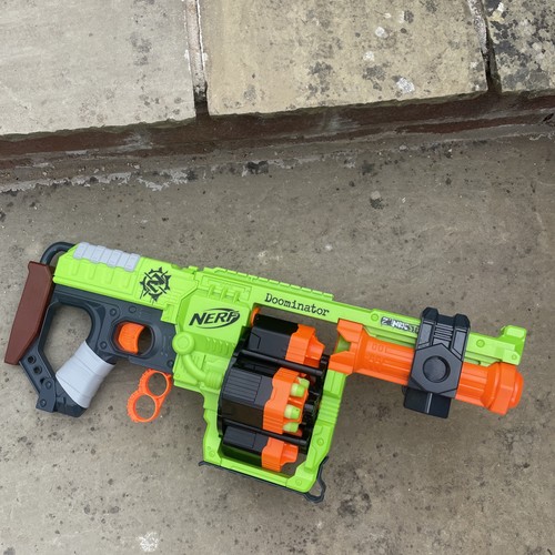 Pistola blaster nerf zombie - pistola,