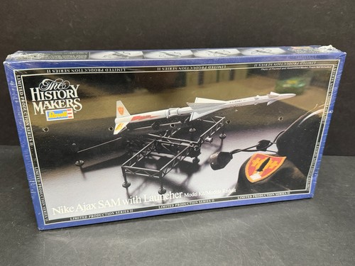 Revell nike ajax sam con - 1/32,