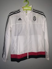 tuta ufficiale juventus con vecchio logo della stagione 2015/2016